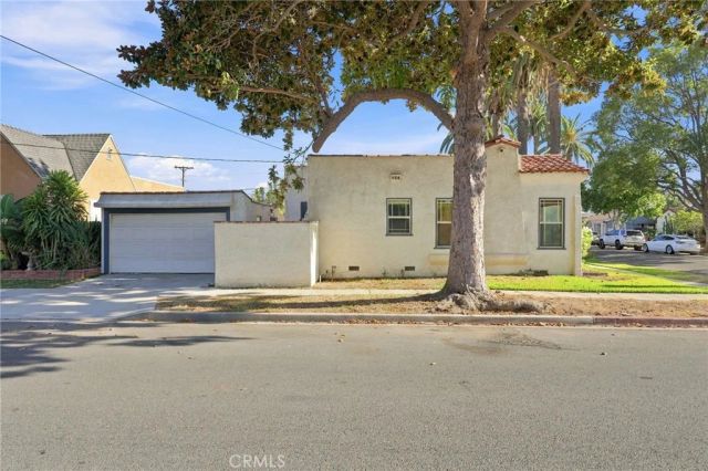 2390 Oregon, Long Beach, CA 90806