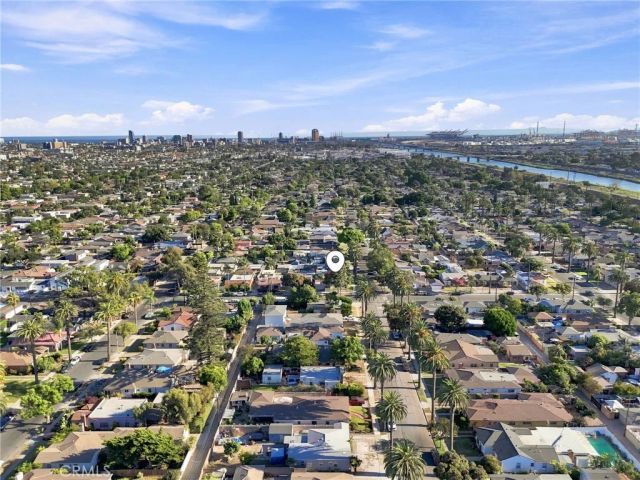 2390 Oregon, Long Beach, CA 90806