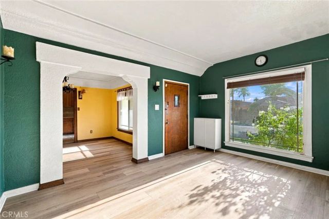 2390 Oregon, Long Beach, CA 90806