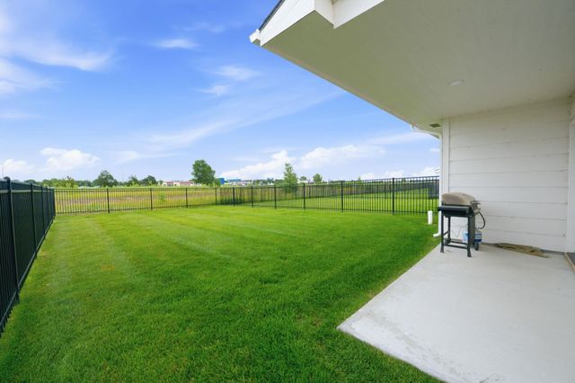 5428 N Sandkey, Wichita, KS 67204