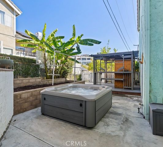 115 E Avenida Cornelio, San Clemente, CA 92672