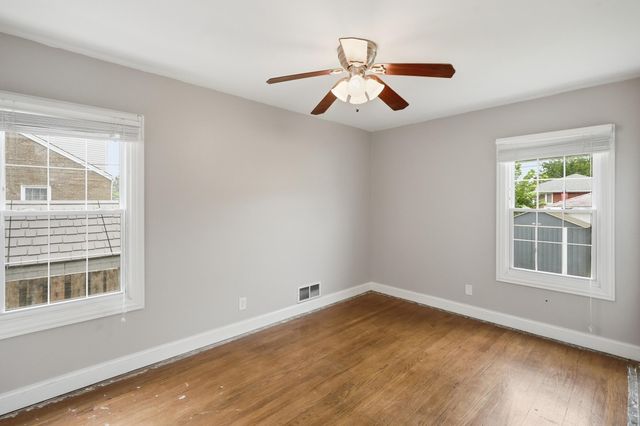 1442 Warwick Avenue, Whiting, IN 46394