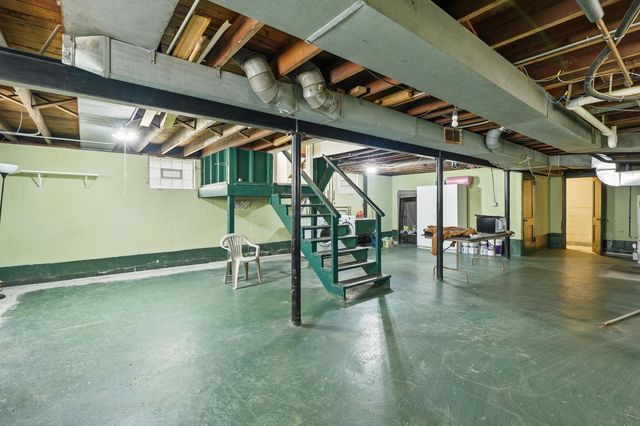 1442 Warwick Avenue, Whiting, IN 46394