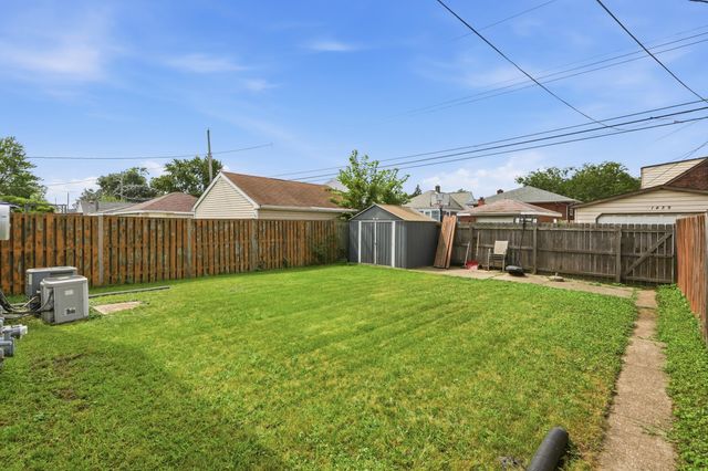 1442 Warwick Avenue, Whiting, IN 46394