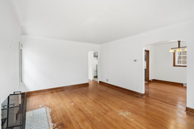 1442 Warwick Avenue, Whiting, IN 46394