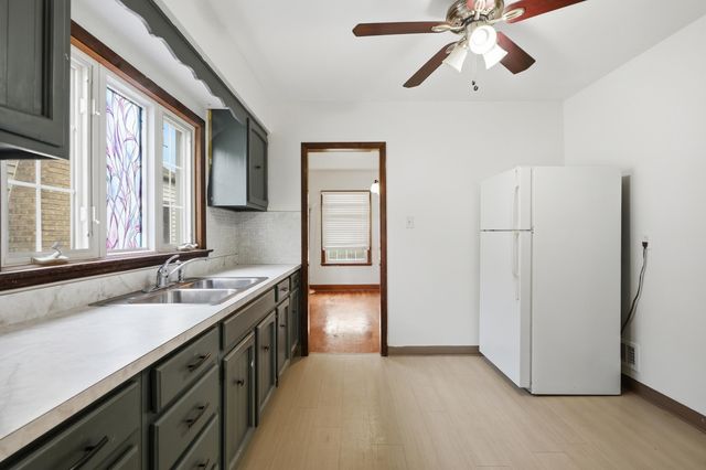 1442 Warwick Avenue, Whiting, IN 46394
