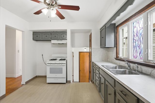 1442 Warwick Avenue, Whiting, IN 46394