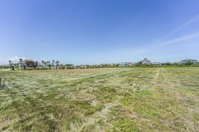Lot 5 - 7 103, Galveston, TX 77554