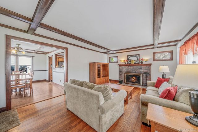 1450 Wickham Avenue, Mattituck, NY 11952