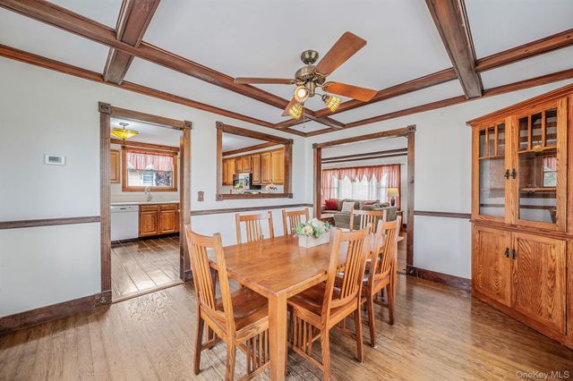 1450 Wickham Avenue, Mattituck, NY 11952