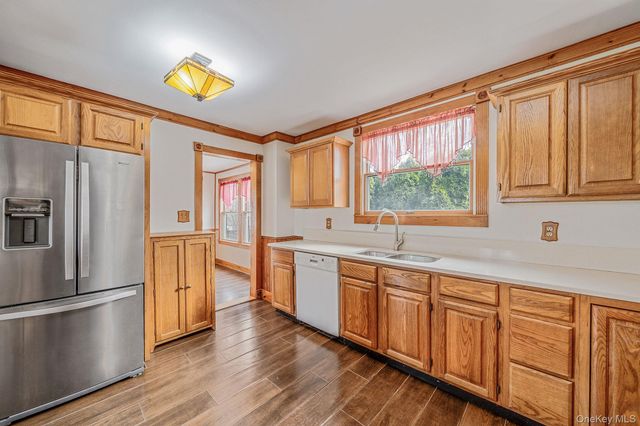 1450 Wickham Avenue, Mattituck, NY 11952