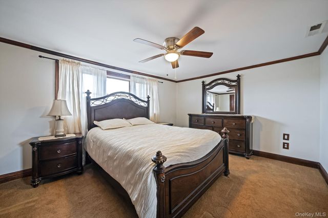 1450 Wickham Avenue, Mattituck, NY 11952