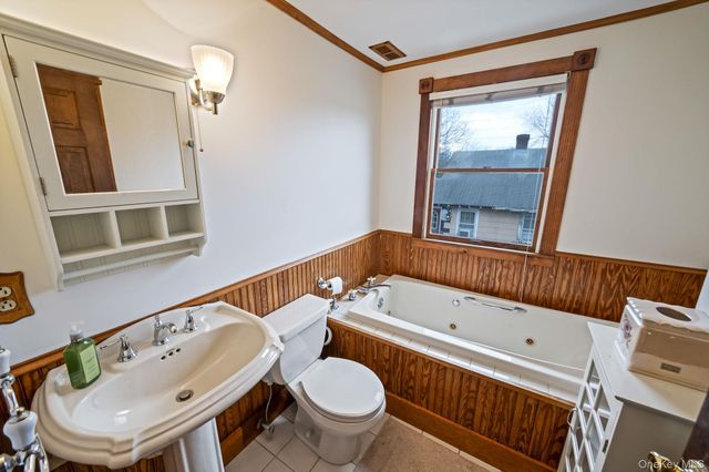 1450 Wickham Avenue, Mattituck, NY 11952