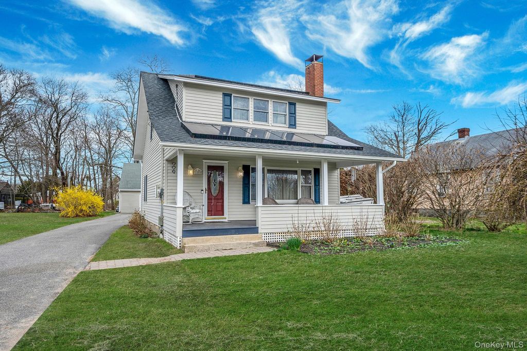 1450 Wickham Avenue, Mattituck, NY 11952