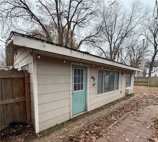 210 E 21st Street, Pittsburg, KS 66762