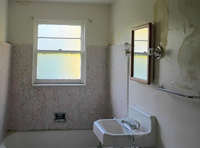 544 S 13th Street, Saginaw City, MI 48601