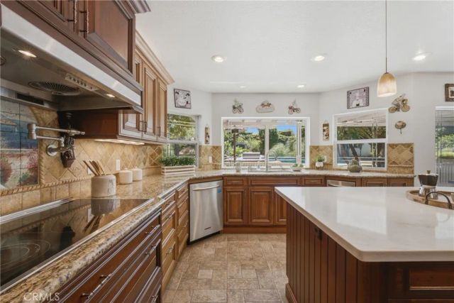 753 El Vallencito, Walnut, CA 91789