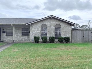 10402 Belfast Road, La Porte, TX 77571