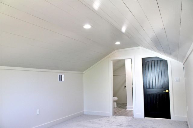 678 Colorado Street, Glidden, TX 78943