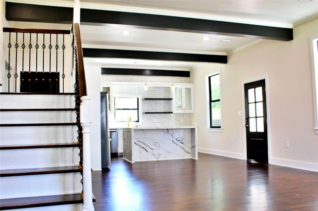 678 Colorado Street, Glidden, TX 78943