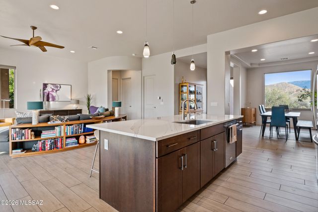 11945 E Summer Trail, Tucson, AZ 85749