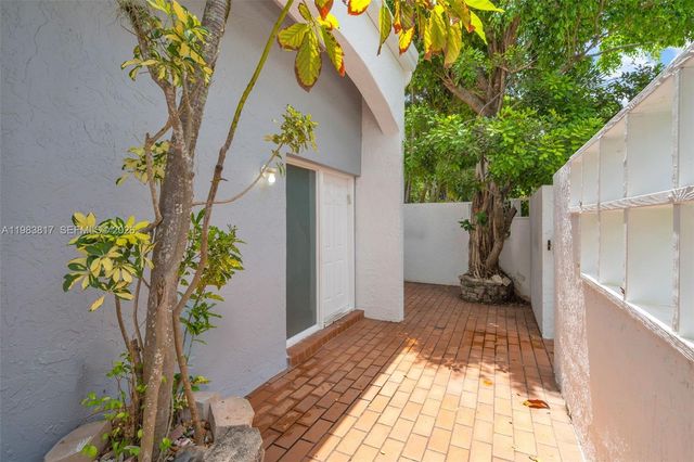 20908 Leeward Ct 231-3, Aventura, FL 33180