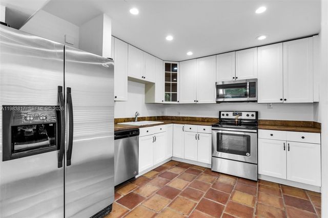 20908 Leeward Ct 231-3, Aventura, FL 33180