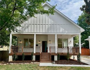 851 Dill SW Avenue, Atlanta, GA 30310