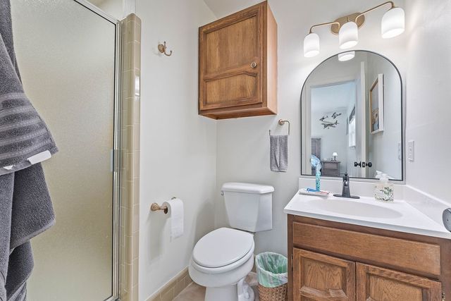 825 N Lakeview Drive, Rogers, AR 72756