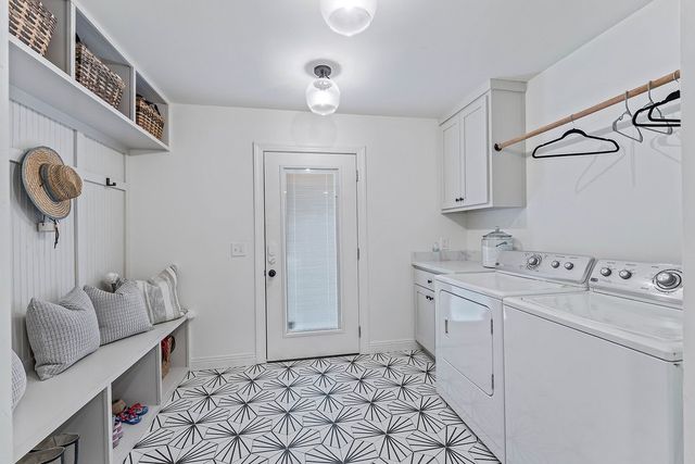 825 N Lakeview Drive, Rogers, AR 72756