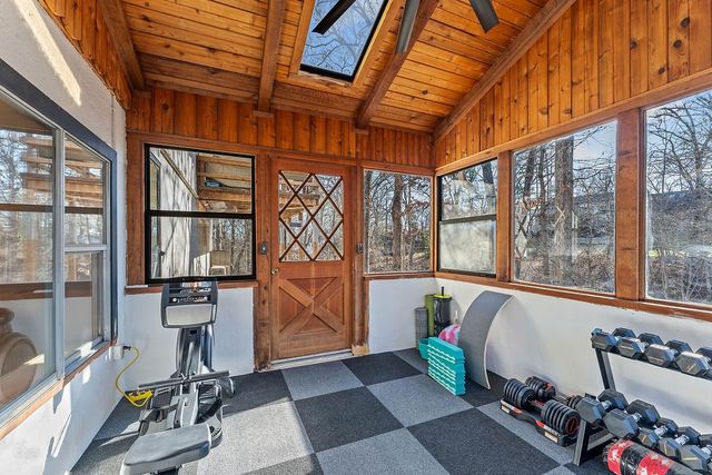 825 N Lakeview Drive, Rogers, AR 72756