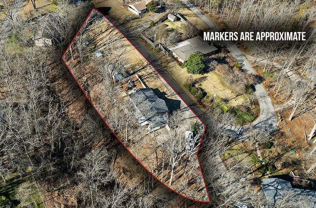 825 N Lakeview Drive, Rogers, AR 72756