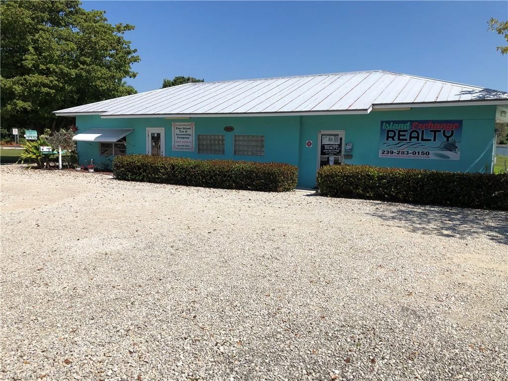 10530 Stringfellow RD, BOKEELIA, FL 33922 — exterior