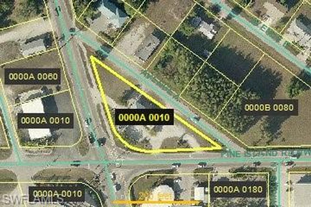 10530 Stringfellow RD, BOKEELIA, FL 33922 — photo 2