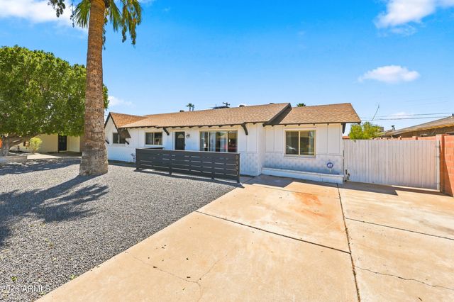 8441 E WINDSOR Avenue, Scottsdale, AZ 85257