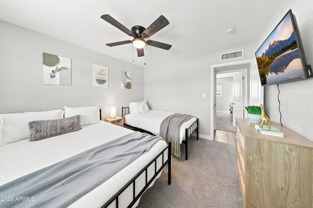 8441 E WINDSOR Avenue, Scottsdale, AZ 85257