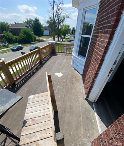 4646 Pacific Street, Detroit, MI 48204