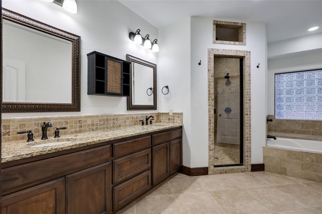 116 Apache TRL, Georgetown, TX 78633