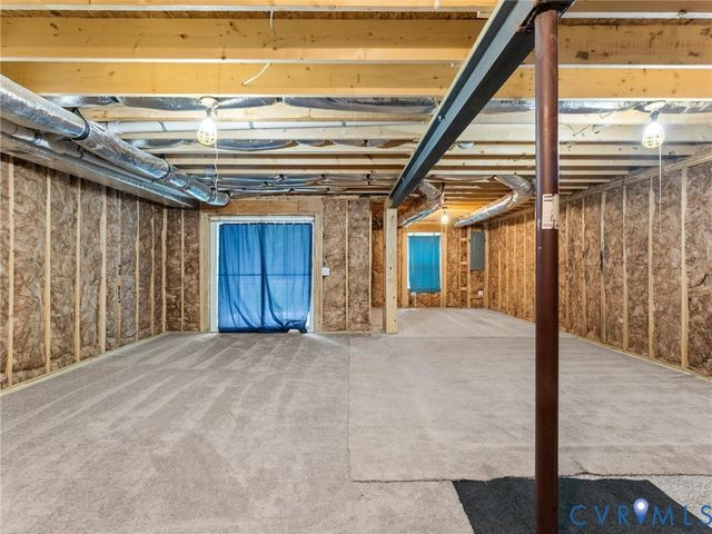 6524 Carters Walk Ln, North Chesterfield, VA 23234