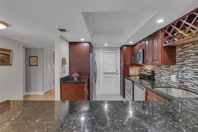 3001 S Course Drive 301, Pompano Beach, FL 33069