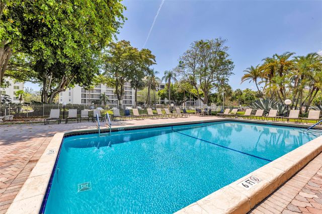 3001 S Course Drive 301, Pompano Beach, FL 33069