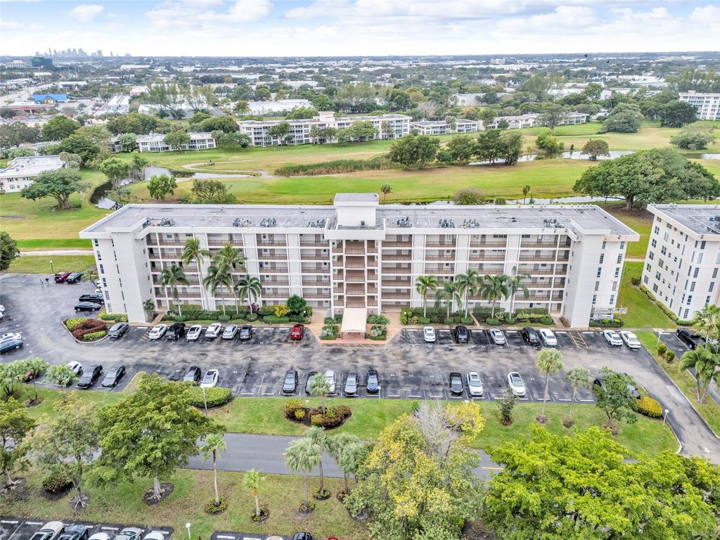 3001 S Course Drive 301, Pompano Beach, FL 33069