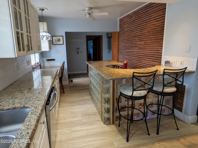2410 CEDAR SHORES Circle, Jacksonville, FL 32210