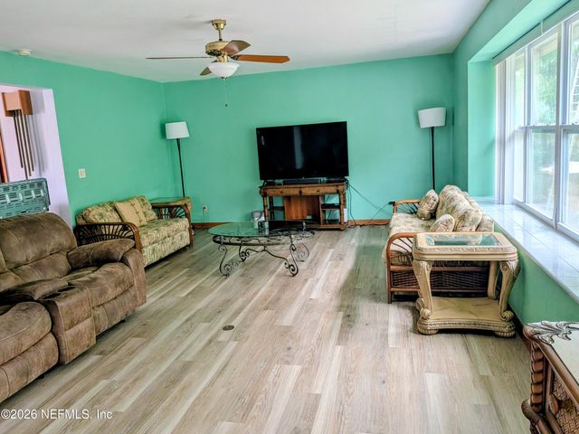2410 CEDAR SHORES Circle, Jacksonville, FL 32210