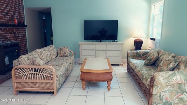 2410 CEDAR SHORES Circle, Jacksonville, FL 32210