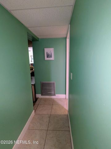 2410 CEDAR SHORES Circle, Jacksonville, FL 32210