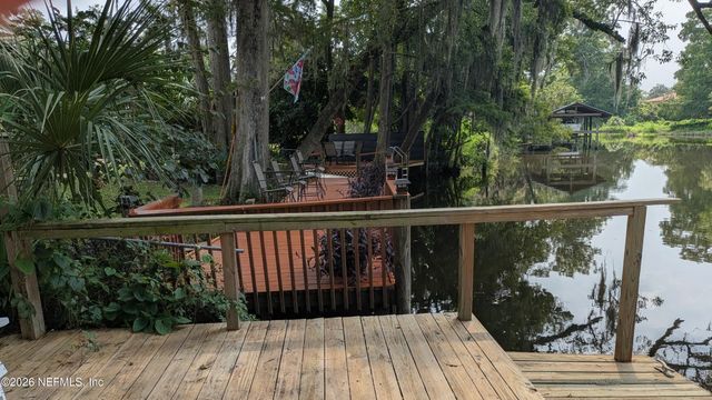 2410 CEDAR SHORES Circle, Jacksonville, FL 32210