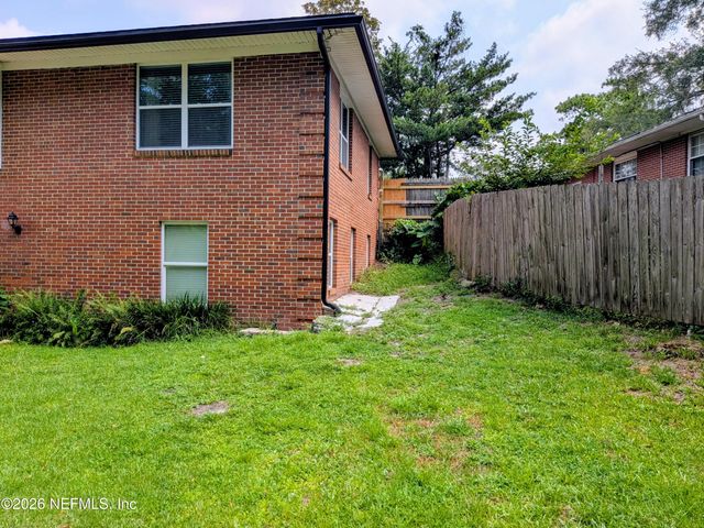 2410 CEDAR SHORES Circle, Jacksonville, FL 32210