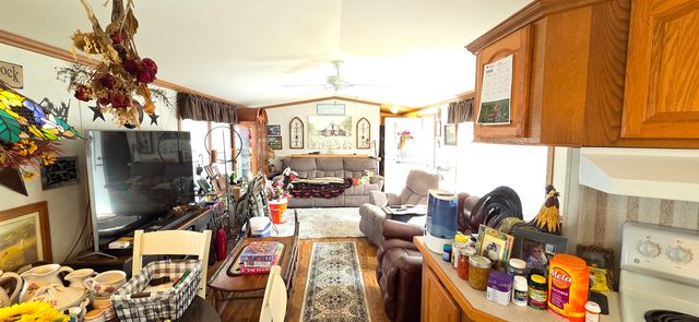 32 Pine Street, Hinsdale, NH 04451