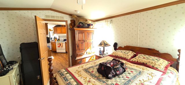 32 Pine Street, Hinsdale, NH 04451